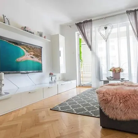 Apartment Una *
